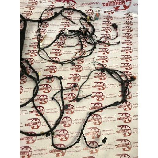 Проводка Renault Trafic III 2014-2021 240141985R